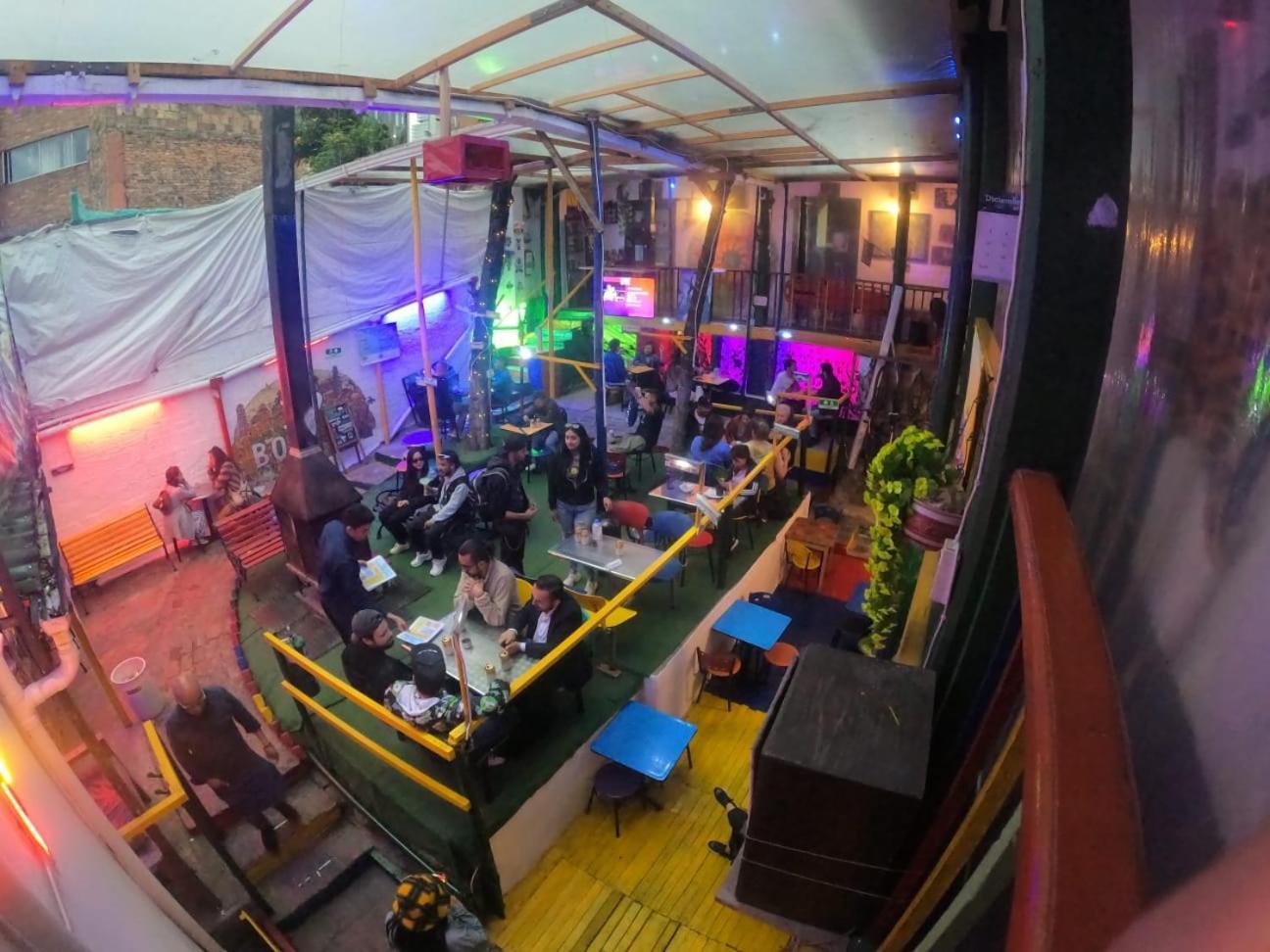 Gastro Bar Casa Colibrí Pensión Bogotá